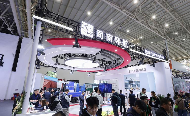 司南导航：2026上半年实现营业收入1.72亿元，同比增长0.87%
